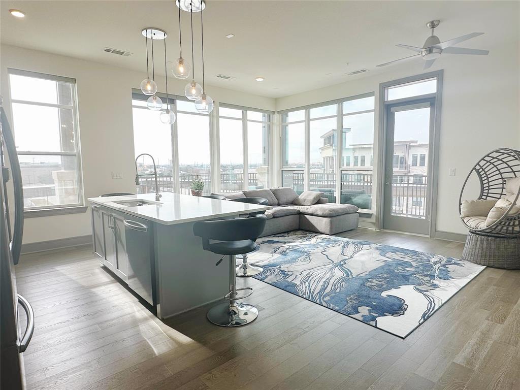 VIEW RESIDENTIAL CONDO - Residential Lease