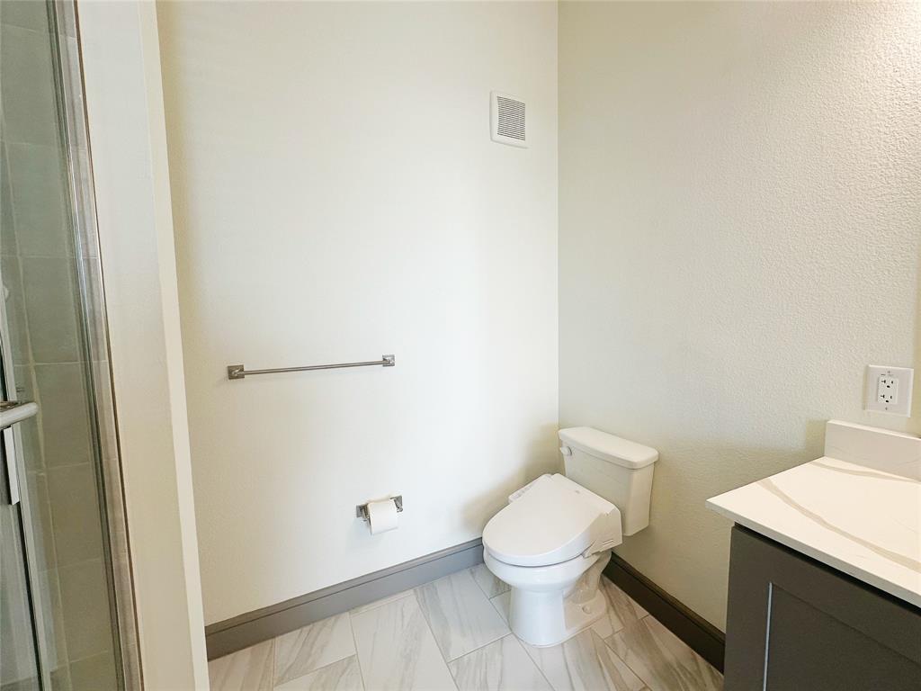 VIEW RESIDENTIAL CONDO - Residential Lease