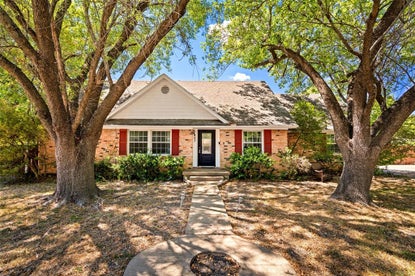 407 John Arden Dr – Investment Home
