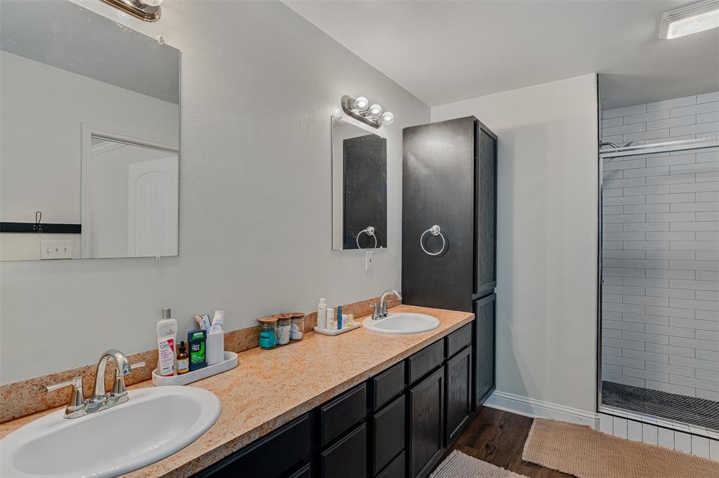 Kynzie Court - Residential