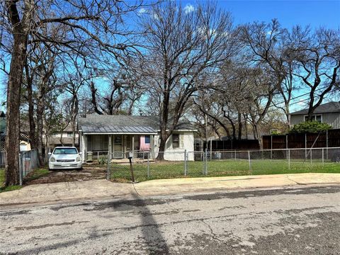 8043 Deer Trail Drive Dallas TX 75238