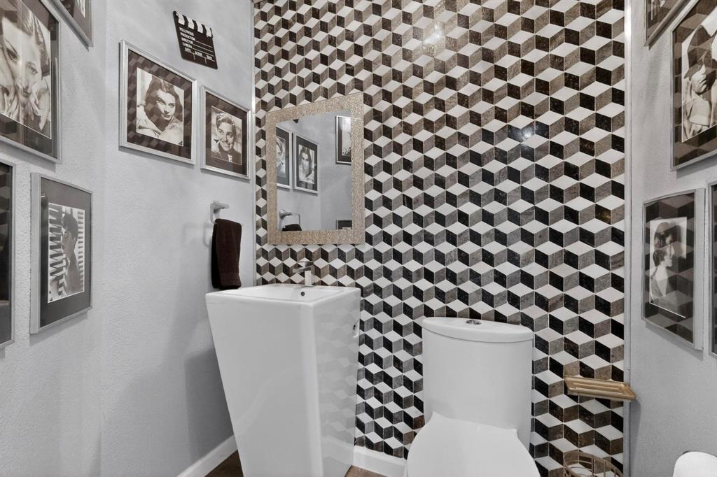 Oak Lawn Heights - Residential