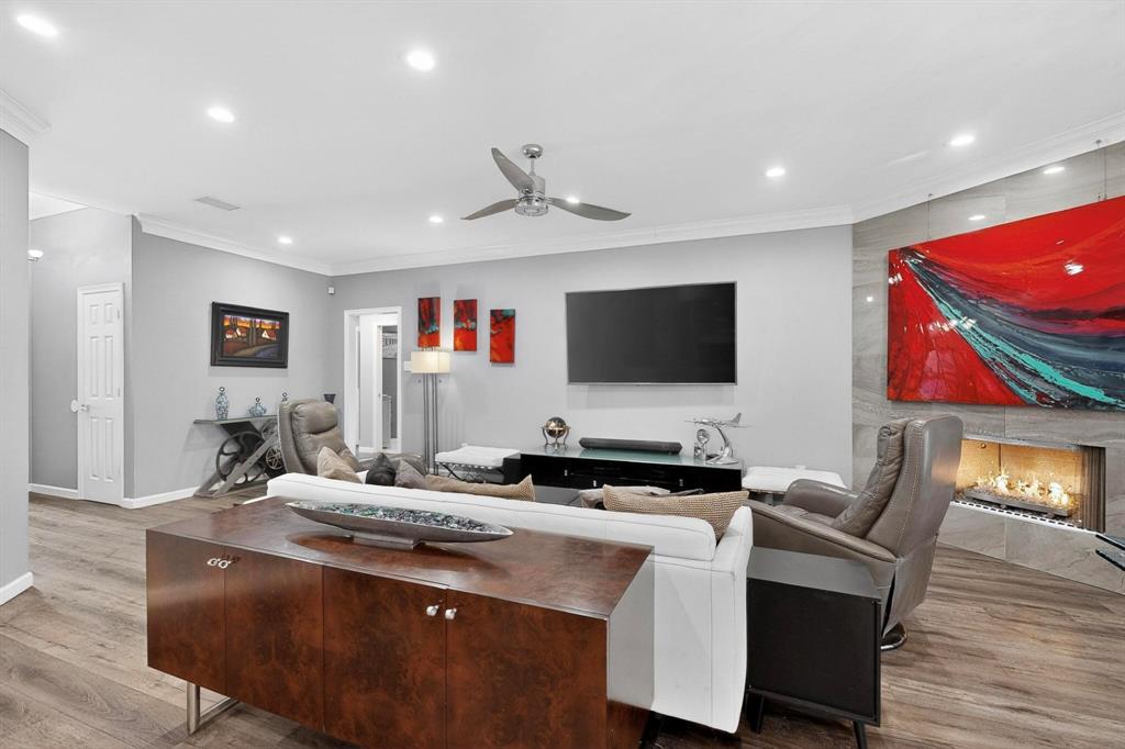 Oak Lawn Heights - Residential