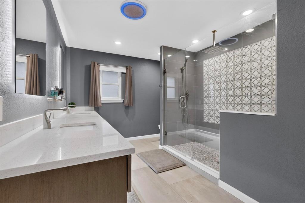 Oak Lawn Heights - Residential