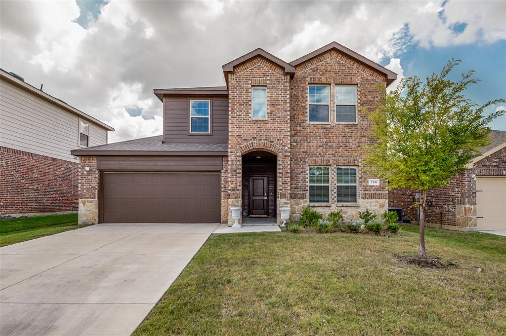Photo 1 of 12 — 728 Glover Drive, Aubrey, TX 76227