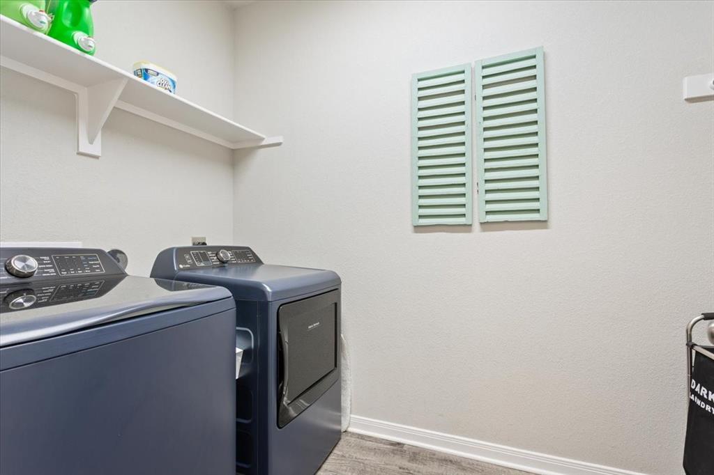 BRENTWOOD SUB - Residential