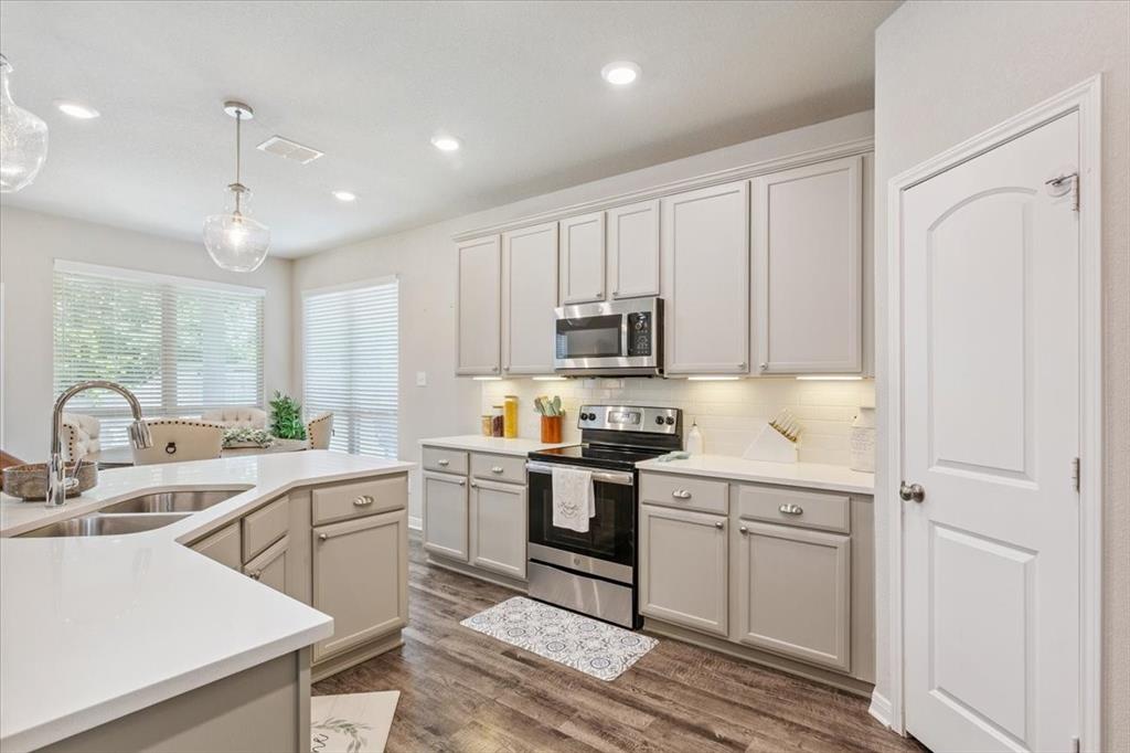 BRENTWOOD SUB - Residential