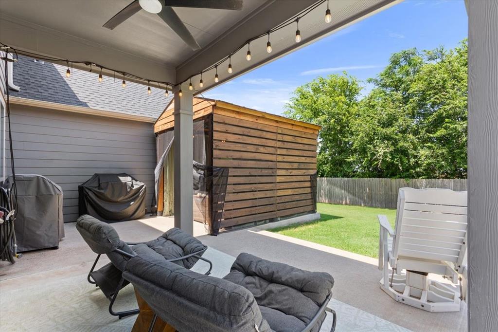 BRENTWOOD SUB - Residential