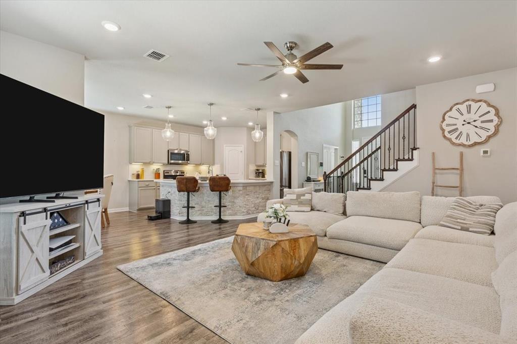 BRENTWOOD SUB - Residential