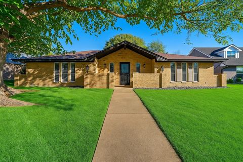 921 Autumn Lake Drive Allen TX 75002
