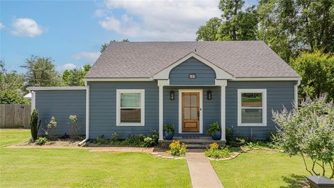 107 W Myrtle Winnsboro TX 75494