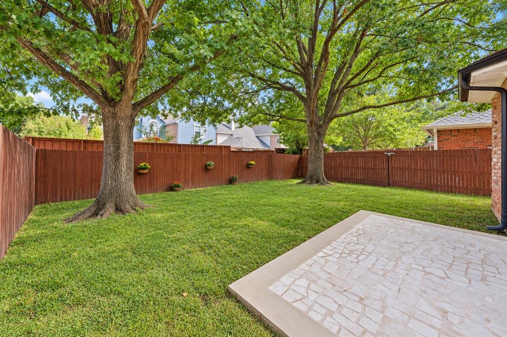 7720 Alderwood Place