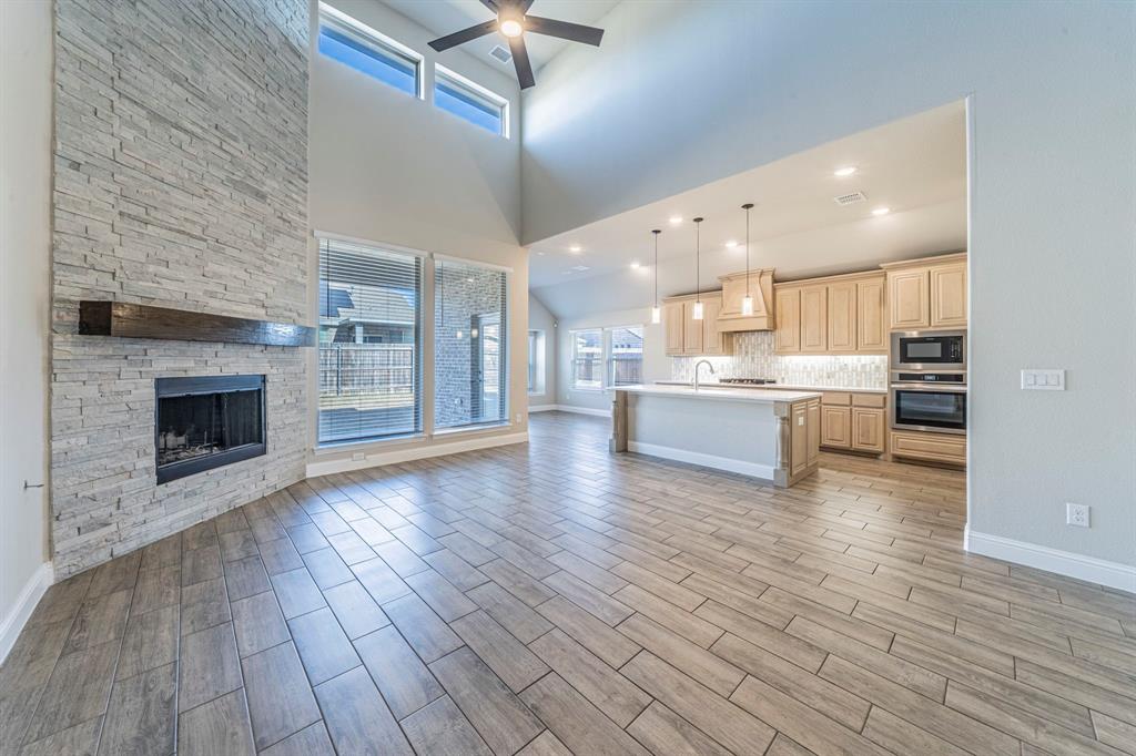 Plateagle Glen Ph 2 - Residential