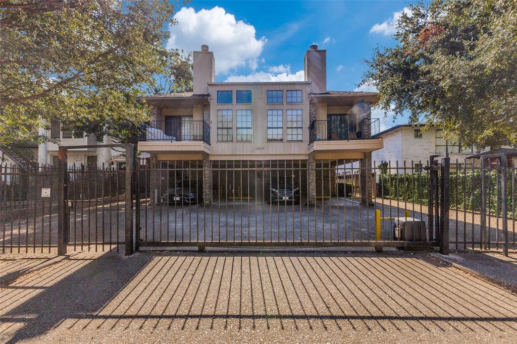 Rawlins Square Condos - Residential Lease