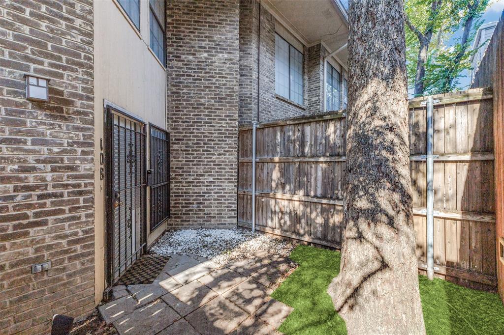 Rawlins Square Condos - Residential Lease