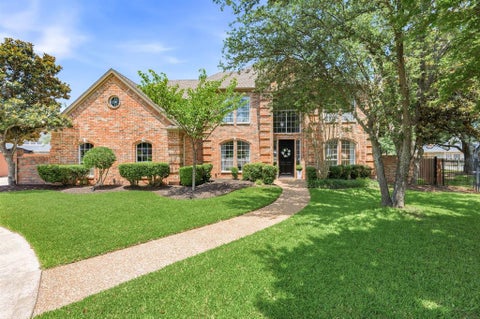 Photo of 1601 Greenhill Court, Keller, TX 76248 (MLS # 21294551)