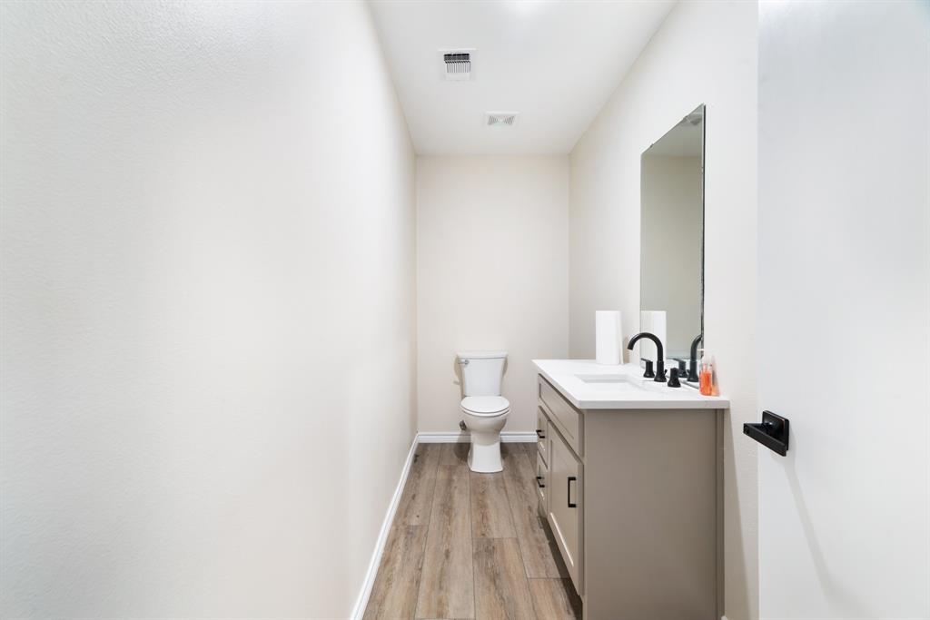 City Of Paris - Commercial Sale