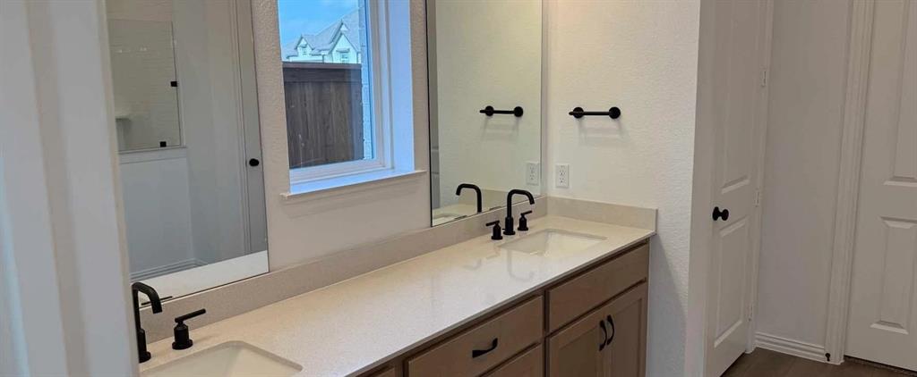 1024 Golden Galaxy Way