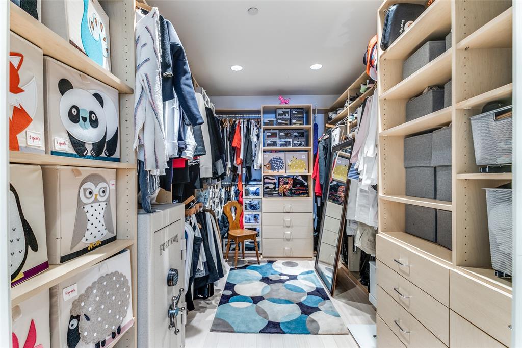 1505 Elm Street Condos - Residential Lease