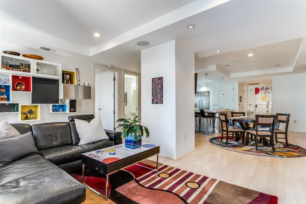 1505 Elm Street Condos - Residential Lease