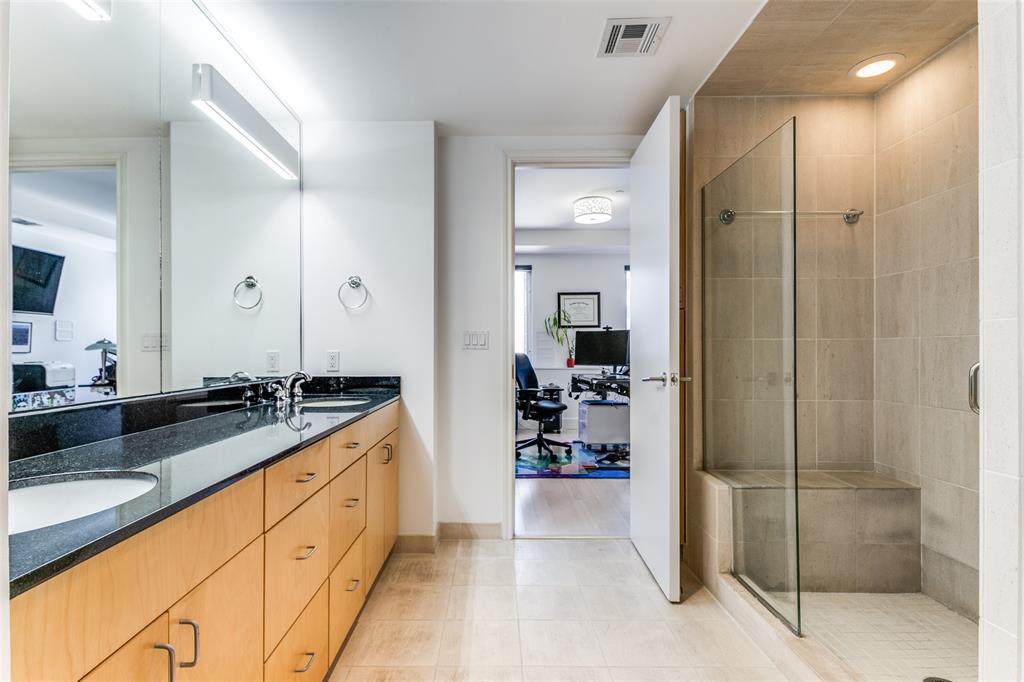 1505 Elm Street Condos - Residential Lease