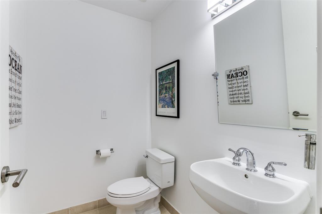 1505 Elm Street Condos - Residential Lease