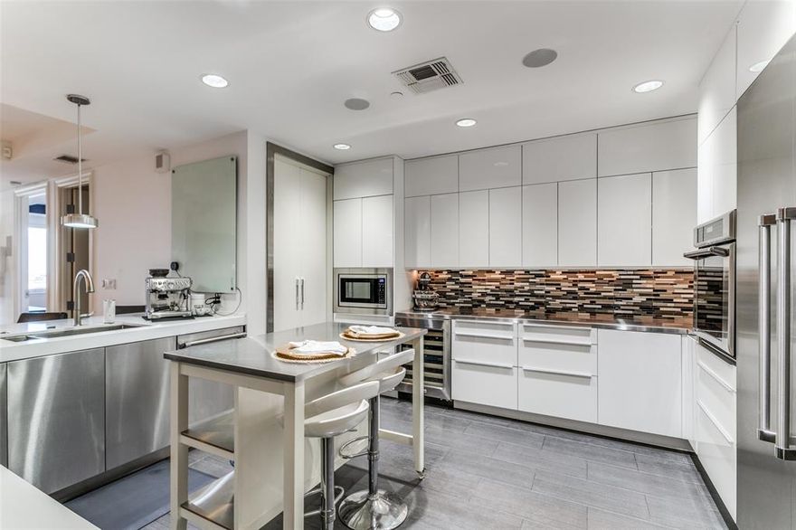 MAJOR PRICE REDUCTION!  Stunning!!! DOWNTOWN LUXURY CONDO UNIT For LEASE in this recently renovated 10th floor unit never offered For Lease before. Located in the heart of Downtown in the iconic George Dahl-designed full service boutique hi-rise building 1505 Elm! Showcasing 6 picture windows with 10th floor Akard Street views.  Tenant will have all the privileges of the Condo owners. Minimum 12 month Lease required. 1505 Amenities: 24HR Concierge -Valet parking for Residents & up to 5 Guests (no charge or tipping) with additional spaces available for $100 mo. Amenity Floor B1- new Media Room with Roku and state of the art Fitness Center with Gym Room, Bike Storage and Dry Sauna. Amenity Floor B2-wine cellar, party area, piano, caterer's kitchen, darts and more. 5th Floor Resident Outdoor Retreat - Pool, 3 cooking pavilions with gas grills, pet friendly building with private dog run, sitting areas. Walk to Flagship Neiman Marcus, Forty Five Ten, a variety of Restaurants, Arts District, AT&T Discovery District with 9 story video wall. DART Akard Station across the street with access to DFW in 50 minutes, Love Field in 30 minutes, Mockingbird Station and ride to NorthPark arriving faster than you can drive and Park.  Possible SELLER FINANCING to qualified Buyers! Open floor plan, gorgeous bamboo floors in a boutique condo (68 individually owned residences). Largest floor plan with 2 Master Bdrms, Den-Office or 3rd interior Bdrm, 2.5 baths and Gourmet Kitchen. Residents will Contract with AT&T the service provider for Internet & TV(Fiber Optics).  Tenant pays Interior Electric with all other utilities included in the HOA cost paid by Landlord. The Ease of a Contemporary Lifestyle can be yours!