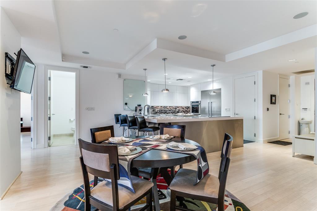 1505 Elm Street Condos - Residential Lease