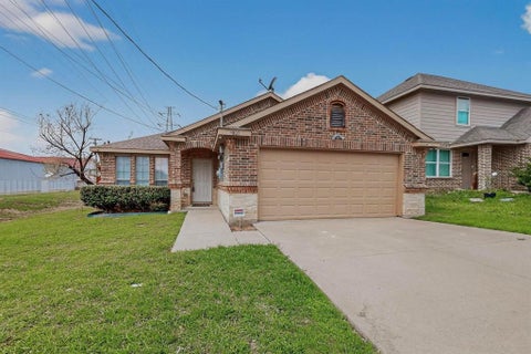 Photo of 4803 Silver Avenue, Dallas, TX 75223 (MLS # 21412646)