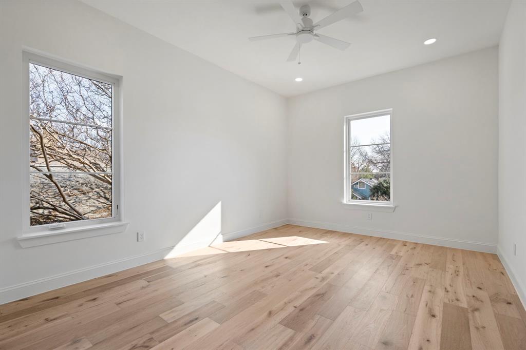 LAKEWOOD HTS - Residential