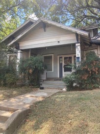 801 W Houston Street Paris TX 75460