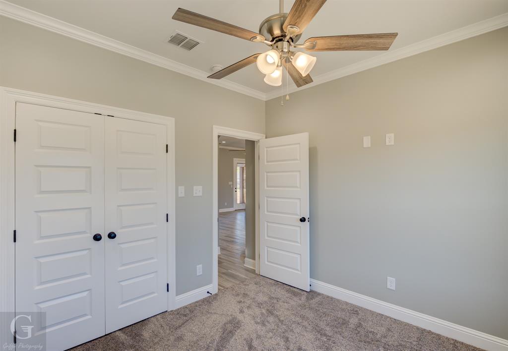 Pin Oak Landing - Residential