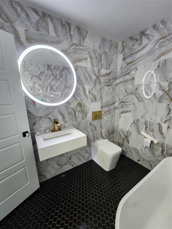 Deerpath Village 04 - Residential