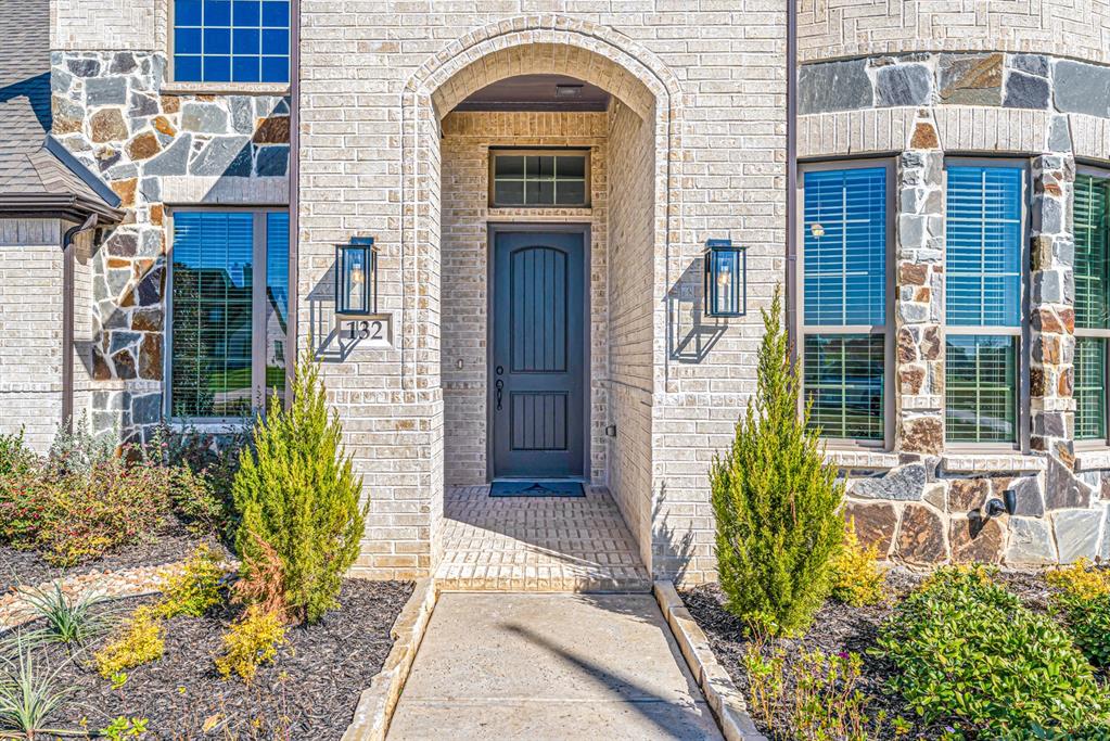 132 Liv Meadow