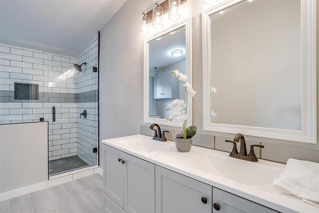 Oak Meadows - Residential