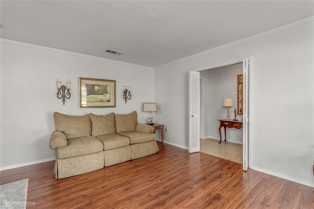 1505 Lafitte Cove