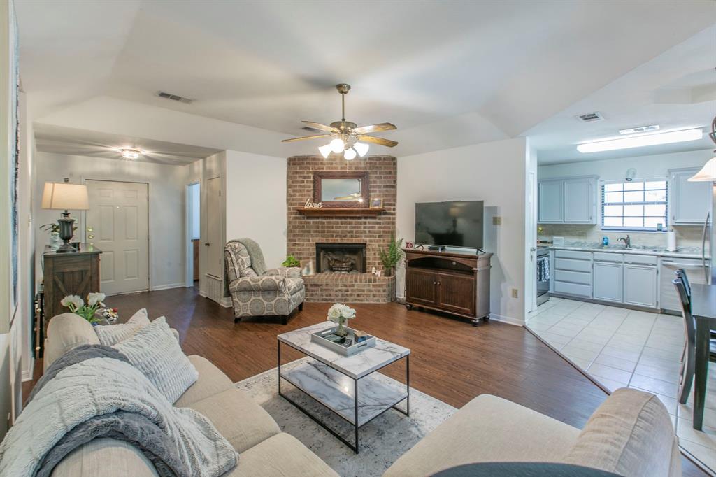 ROYALTON - Residential