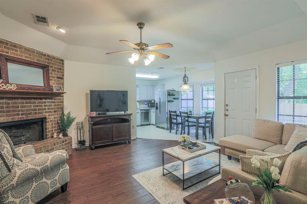 ROYALTON - Residential