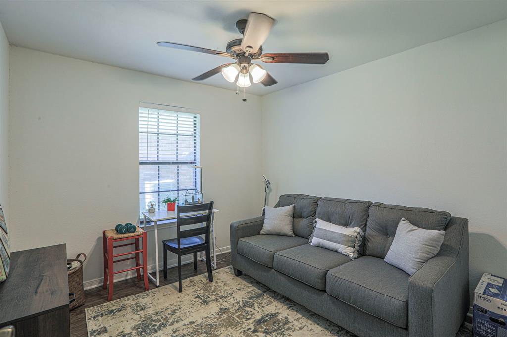 ROYALTON - Residential