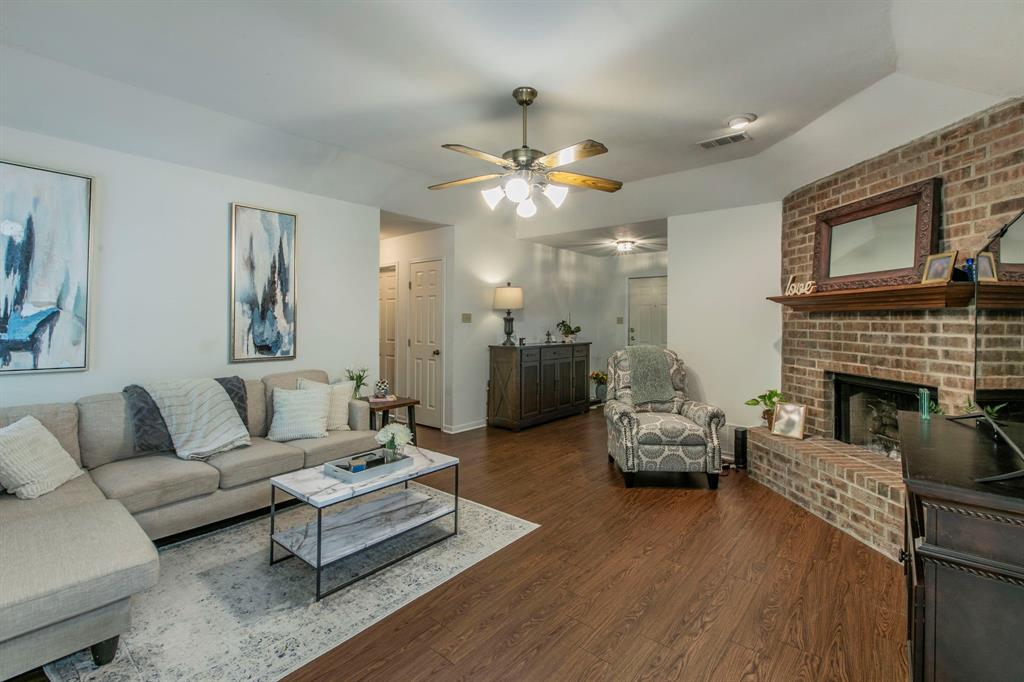 ROYALTON - Residential