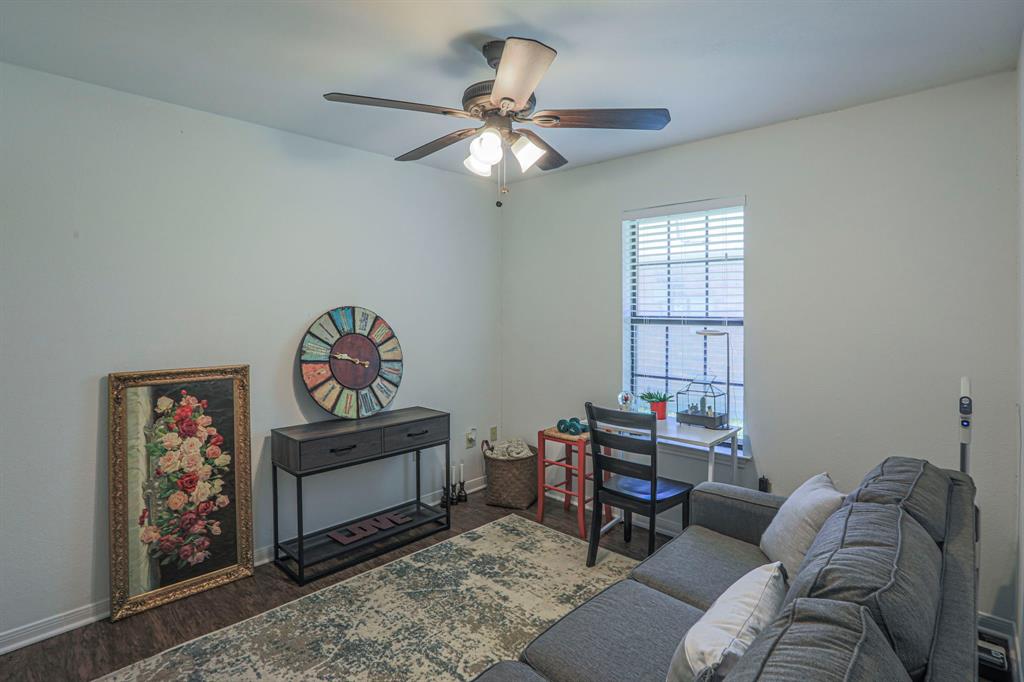 ROYALTON - Residential