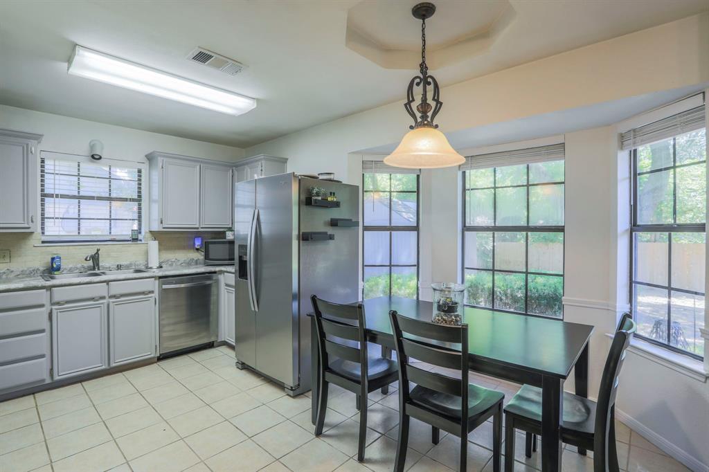 ROYALTON - Residential