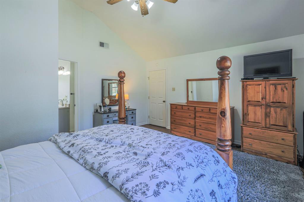 ROYALTON - Residential