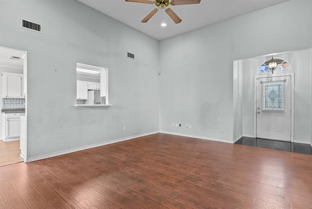 15733 Bay View Circle