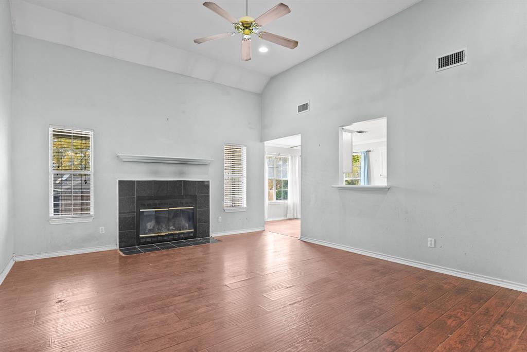 15733 Bay View Circle