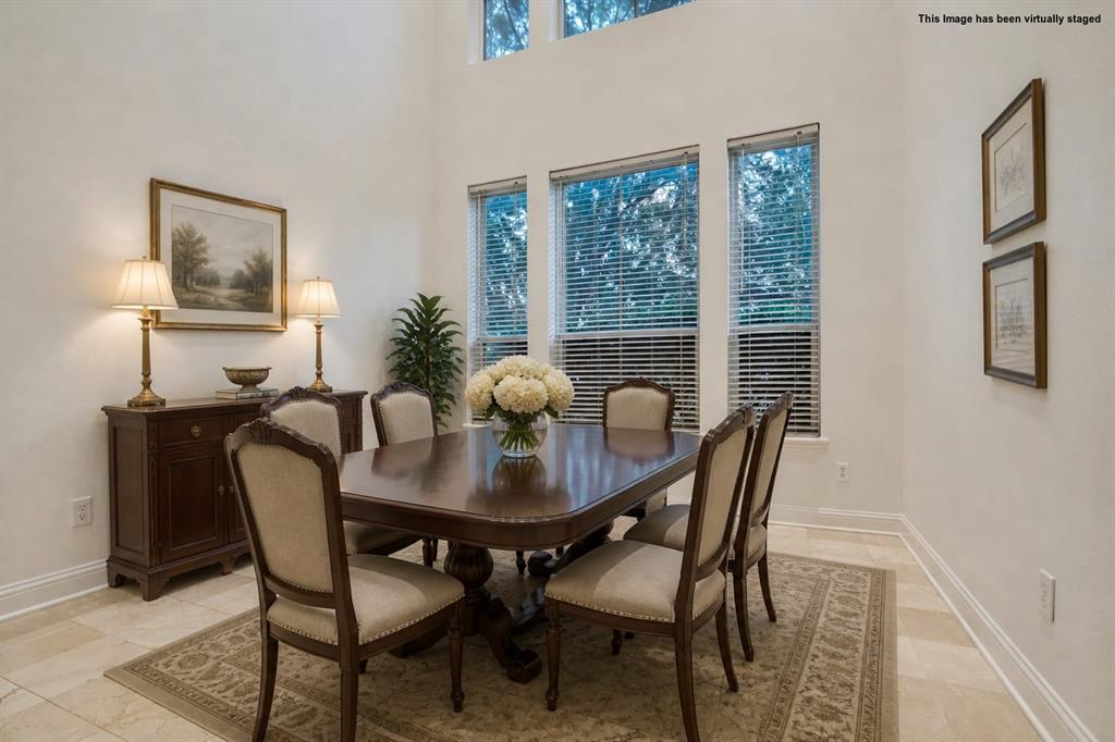 8925 Hunters Glen Trail