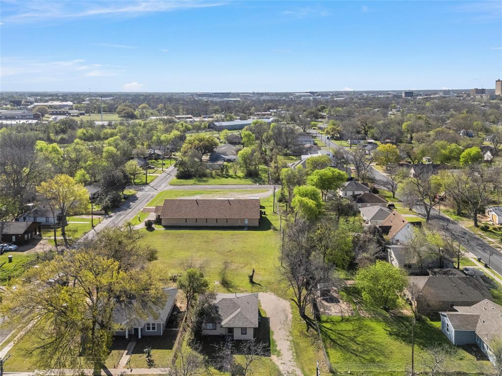 Davis J F Tr - Residential