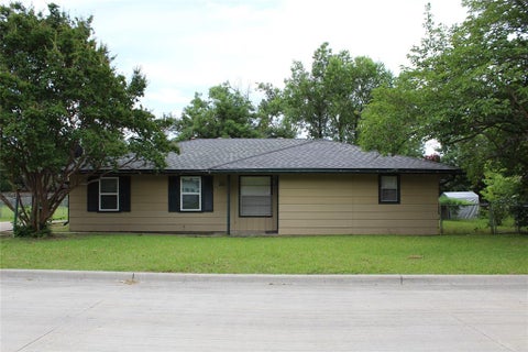 Photo of 311 E Willow Lane, Princeton, TX 75407 (MLS # 21314512)