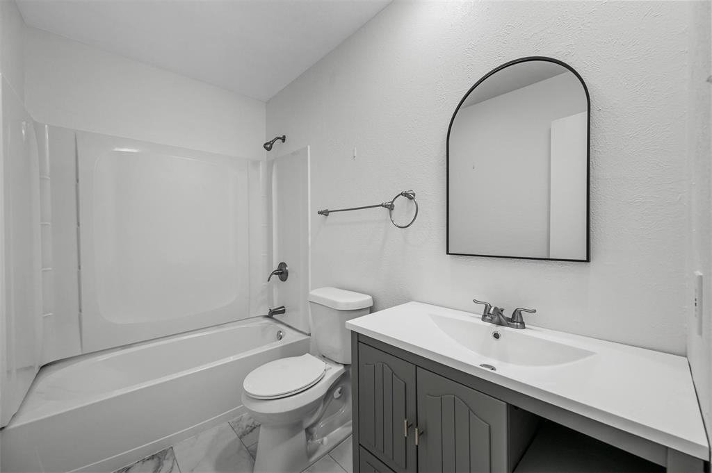 Colony 16 - Residential Lease