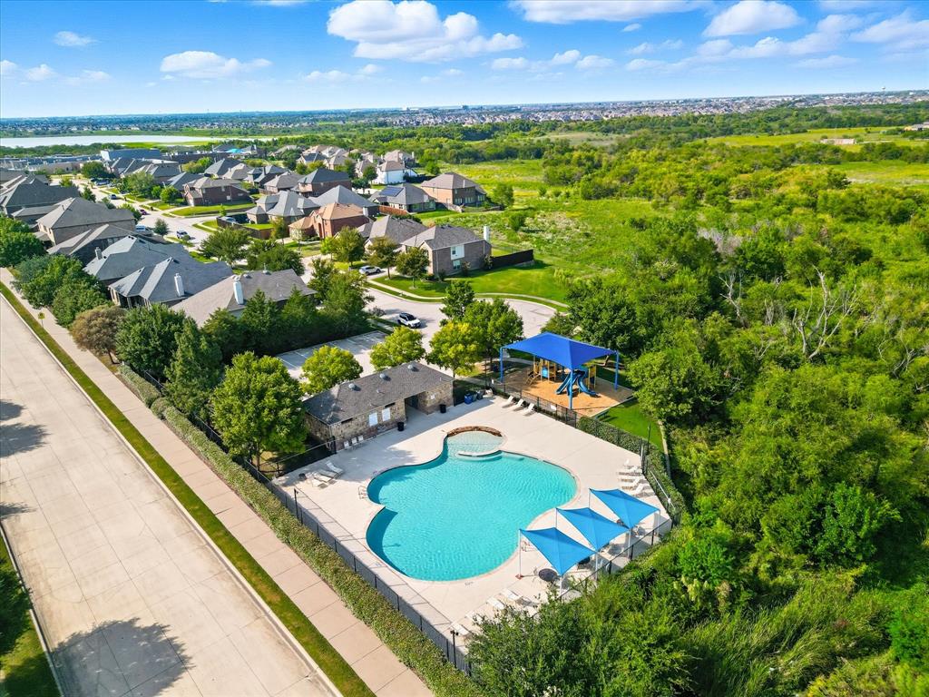 Sunset Pointe Ph Twelve - Residential